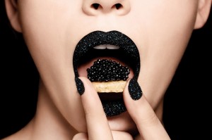 caviar-dark-beads-03-04-122-1024x682